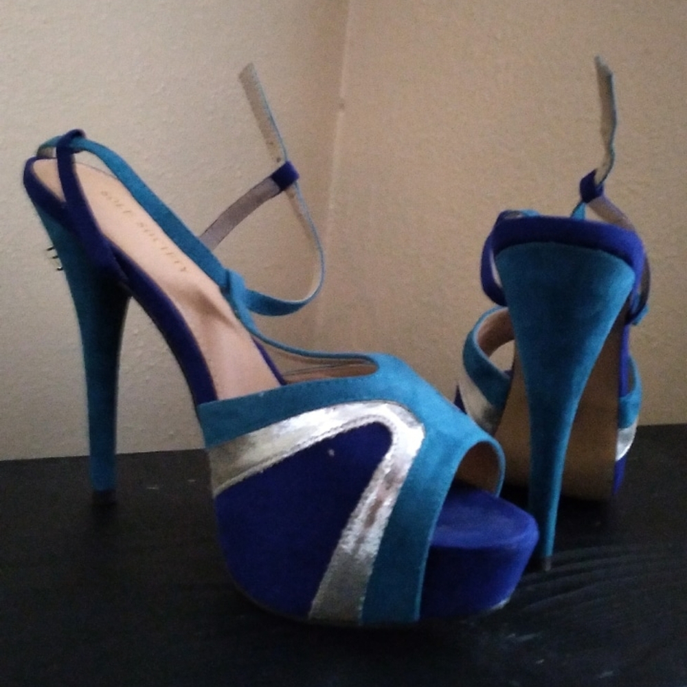 Blue Sandle Style Pumps
